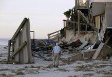 Obama signs Florida disaster declaration after Hurricane Matthew, makes aid available Obama signs Florida disaster declaration after Hurricane Matthew, makes aid available