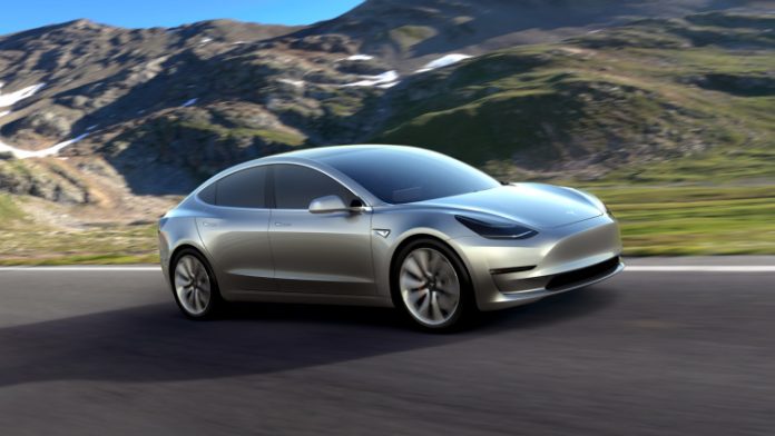 Tesla Announces Level 5 Autonomous Driving (Watch)