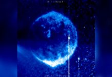 UFO sighting: NASA cameras capture huge blue spherical object UFO sighting: NASA cameras capture huge blue spherical object