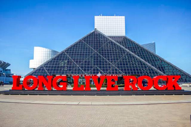 ‘Long Live Rock’ sign added outside rock hall in Cleveland