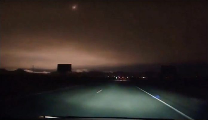 Meteorite turns night into day over Siberia (Watch)