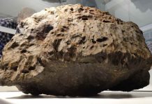 Researchers discover new material in Russian meteorite Researchers discover new material in Russian meteorite