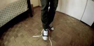 Researchers untangle the knotty problem of loose shoelaces Researchers untangle the knotty problem of loose shoelaces