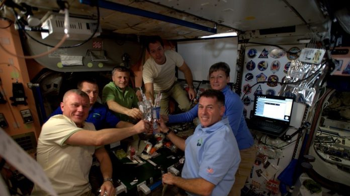 What Will Astronauts Eat in Space This Thanksgiving?