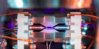 Researcher captures impossible photo of a single atom Physicist captures impossible photo of a single atom