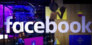 Facebook Logs Texts, Calls for Some Android Users Facebook Logs Texts, Calls for Some Android Users