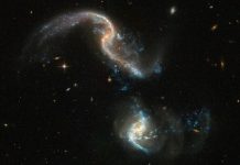 Hubble captures new image of two colliding galaxies (Picture) Hubble captures new image of two colliding galaxies (Picture)