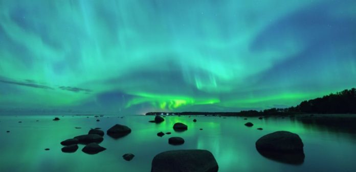 Electric Blue Auroras Appear after a New Geomagnetic Storm