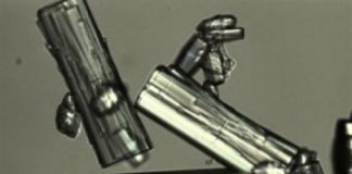 Study: Kilogram of MOF produces 200 ml of water per day/night cycle from dry air, using only solar energy — ScienceDaily