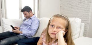 Research shows that parents who use their smartphone to escape the stress of their child’s bad behavior may be making it worse — (Study)