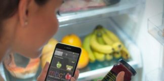 Study: Intervention uses a smartphone app, activity tracker, small financial incentive and personal coach — (Details)