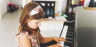 Research links piano education with better word discrimination by kindergartners — (Details)