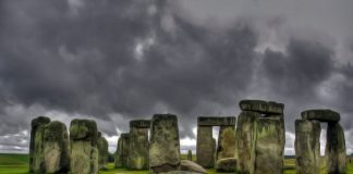 Reports: Builders of Stonehenge ‘were skilled astronomers’ Reports: Builders of Stonehenge 'were skilled astronomers'