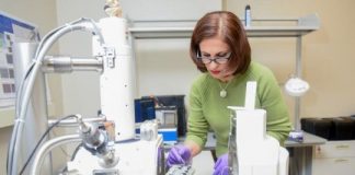 Tech: New microscopy works at extreme heat, sheds light on alloys for nuclear reactors — (Report)