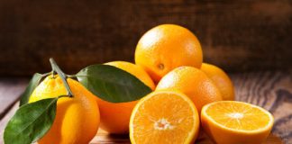 Study: An orange a day keeps macular degeneration away: 15-year study — (Details)