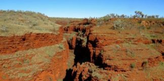 Research: Laughing gas may have helped warm early Earth and given breath to life —