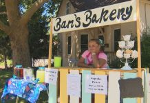Bentlee Martinez is baking, Girl Sells Cupcakes to Buy Food for the Homeless Bentlee Martinez is baking, Girl Sells Cupcakes to Buy Food for the Homeless