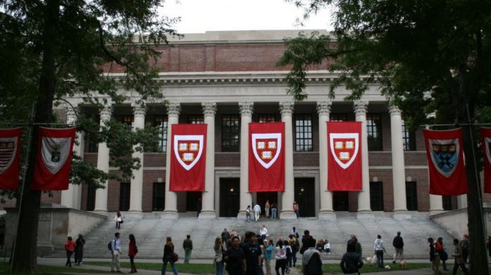 Harvard sorority sanctions: Single-Gender Club Rule Passes