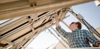 Research: Changing the type of silicon etching drops solar power costs by more than 10 percent —