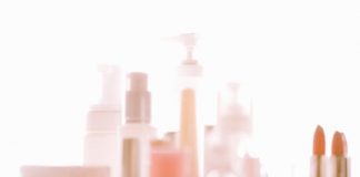 Study: Mixed chemicals in beauty products may harm women’s hormones — (Details)