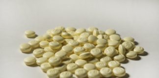Research: Daily low-dose aspirin found to have no effect on healthy life span in older people —