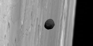 Research: Spectral fingerprints of Phobos’ surface support an ancient big crash origin for the Martian moon —