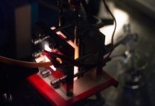 Research: Device that integrates solar cell and battery could store electricity outside the grid —