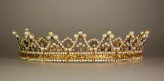 Chelsea high school scraps homecoming queen title for excellence Chelsea high school scraps homecoming queen title for excellence