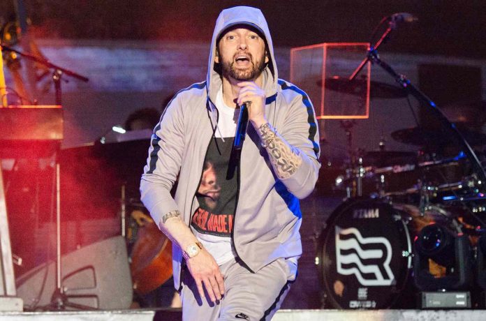 Eminem's "Kamikaze" Tops Australia's Albums Chart