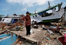 French rescue team in Indonesia: SIX DAYS after quake struck French rescue team in Indonesia: SIX DAYS after quake struck