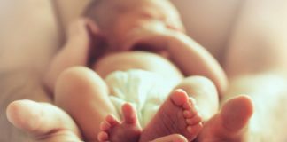 Study: Older fathers associated with increased birth risks, study reports — (Details)