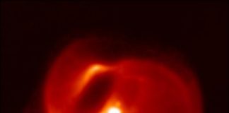 Tech: Scientists discover new 'pinwheel' star system (Report)