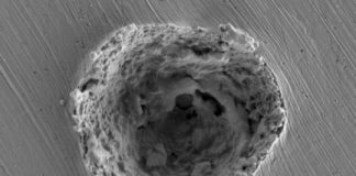 Tech: High-speed camera shows incoming particles cause damage by briefly melting surfaces as they strike — (Report)