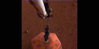 Tech: NASA’s InSight places first instrument on Mars — (Report)