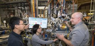 Tech: Ultrabright x-rays at NSLS-II reveal key details of catalyst growth for more efficient hydrogen fuel cells — (Report)