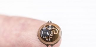 Study: Controlling neurons with light — but without wires or batteries — (Details)