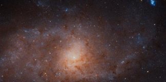 Tech: Hubble takes gigantic image of the Triangulum Galaxy — (Report)
