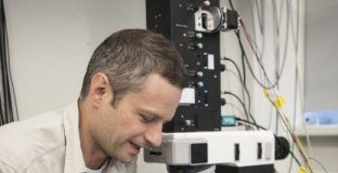 Study: Chemistry at very small scales — (Details)