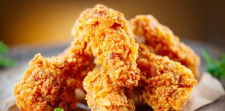 Study: Fried chicken and fried fish in particular seem to be associated with higher risk of death — (Details)