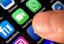 Apple to pay US teen who found FaceTime bug Apple to pay US teen who found FaceTime bug