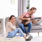 Study: Singing a song in your head prior to actual performance might be counterproductive — (Details)