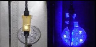 Tech: Muscle-like material expands and contracts in response to light — (Report)