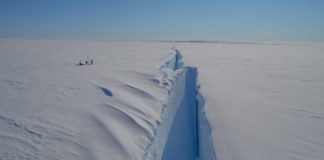 Research: Large Antarctic Ice Shelf, home to a UK research station, is about to break apart —