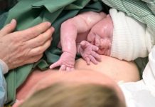 Research: First birth after robot-assisted uterus transplant —