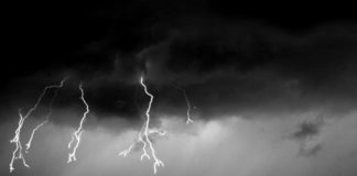 Research: Unusual phenomenon in clouds triggers lightning flash —