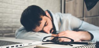 Study: Minor sleep loss can put your job at risk, study finds — (Details)