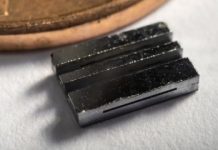 Tech: Atomic beams shoot straighter via cascading silicon peashooters — (Report)