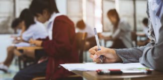 Offbeat: Teachers predict pupil success just as well as exam scores —