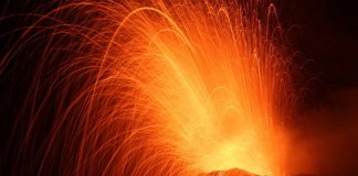 Research: From Earth’s deep mantle, scientists find a new way volcanoes form —