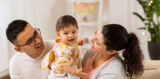 Offbeat: Study shows maternal ‘gatekeeping’ plays a role —